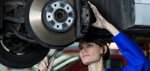 Leer más sobre el artículo Freno de disco vs. freno de tambor: ¿qué son y cuál es mejor para tu auto?