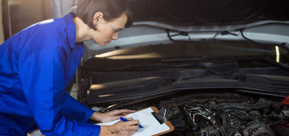 importancia mantenimiento vehiculos hibridos